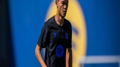 奥古斯托庆祝进球，以进球向恰致敬，本周定位球训练成效显著